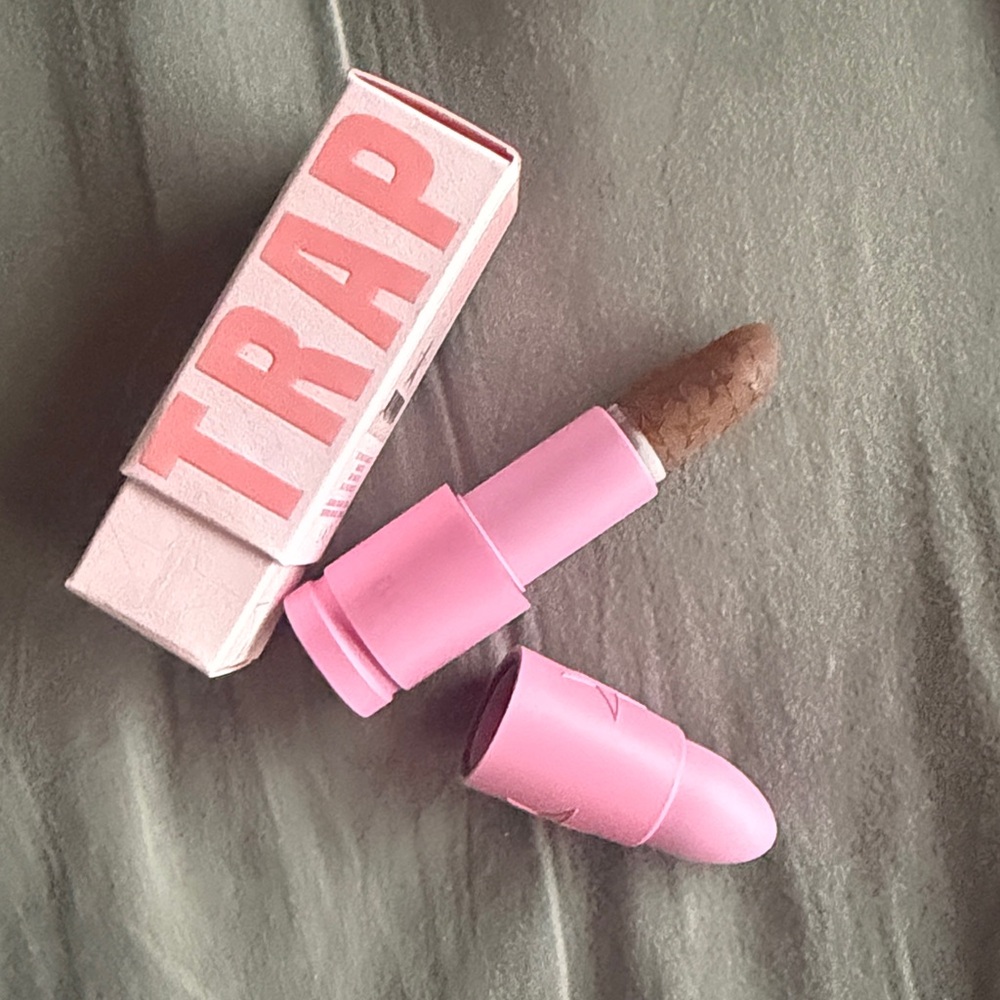 NEW Jeffree Star Cosmetics Velvet Trap Lipstick CHOCOLATE FONDUE